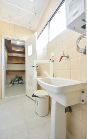 Apartamento para alugar com 68m², 2 quartos e 1 vagaLavanderia 