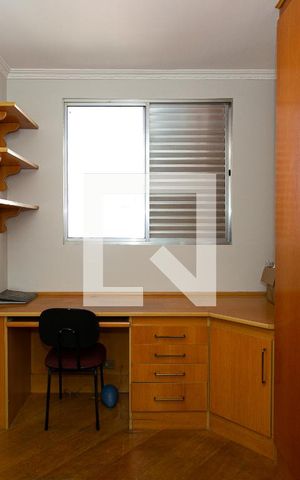 Apartamento à venda com 168m², 4 quartos e 2 vagas Apartamento à venda com 168m², 4 quartos e 2 vagasQuarto 1