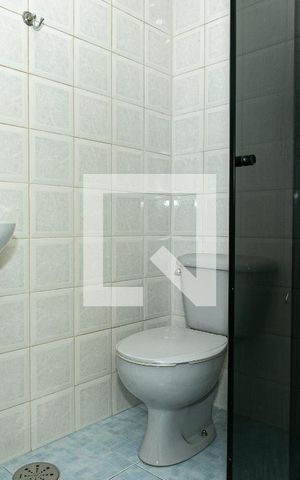 Apartamento à venda com 168m², 4 quartos e 2 vagas Apartamento à venda com 168m², 4 quartos e 2 vagasBanheiro da Suíte