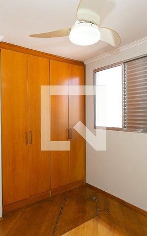 Apartamento à venda com 168m², 4 quartos e 2 vagas Apartamento à venda com 168m², 4 quartos e 2 vagasSuíte