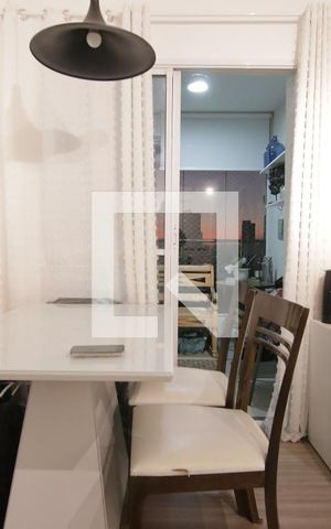 Apartamento para alugar com 59m², 2 quartos e 1 vagaimóvel sem foro no teto da cozinha/infiltração em alguns comodo