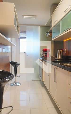 Apartamento para alugar com 205m², 2 quartos e 2 vagasCozinha