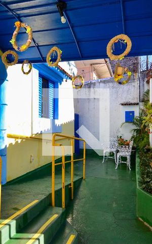 Casa à venda com 150m², 7 quartos e 1 vaga Casa à venda com 150m², 7 quartos e 1 vagaÁrea Comum