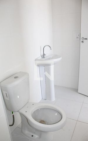 Apartamento para alugar com 33m², 1 quarto e sem vagaBanheiro da Suíte