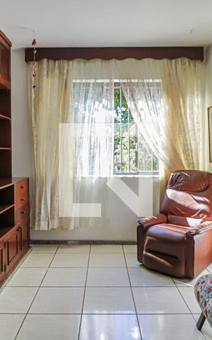 Casa à venda com 493m², 6 quartos e 3 vagasQuarto 4 Suíte