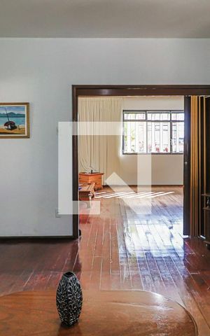 Casa à venda com 493m², 6 quartos e 3 vagasSala 2