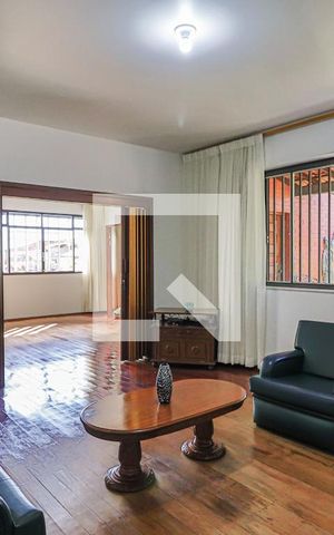 Casa à venda com 493m², 6 quartos e 3 vagasSala 2