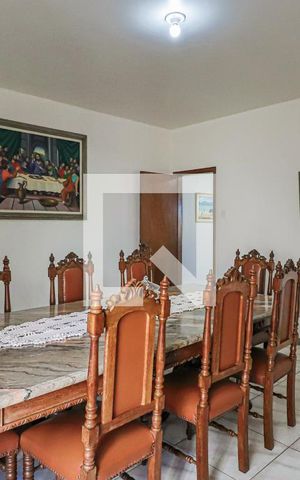 Casa à venda com 493m², 6 quartos e 3 vagasSala de Jantar