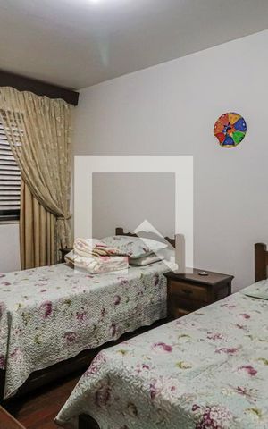 Casa à venda com 493m², 6 quartos e 3 vagasQuarto 1