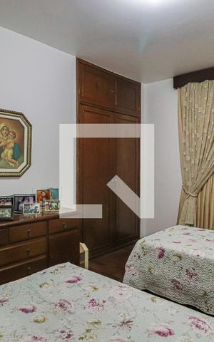 Casa à venda com 493m², 6 quartos e 3 vagasQuarto 1
