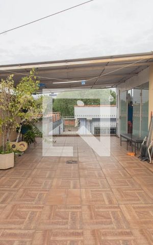 Casa à venda com 150m², 2 quartos e 4 vagas Casa à venda com 150m², 2 quartos e 4 vagasÁrea Comum