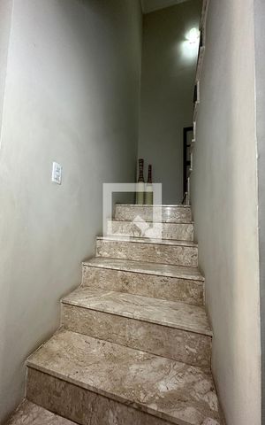 Casa à venda com 92m², 2 quartos e 2 vagasSala 