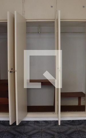 Casa à venda com 260m², 4 quartos e 6 vagasQuarto 1