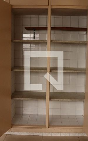 Casa à venda com 260m², 4 quartos e 6 vagasCozinha 