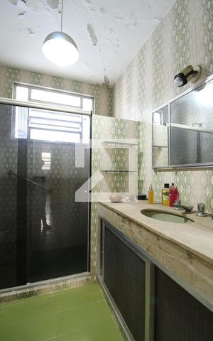 Casa à venda com 477m², 5 quartos e 3 vagasBanheiro Social