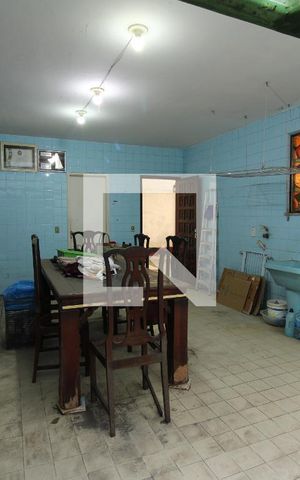 Casa à venda com 477m², 5 quartos e 3 vagasÁrea de Serviço