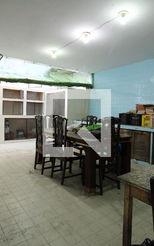 Casa à venda com 477m², 5 quartos e 3 vagasÁrea de Serviço