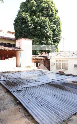 Casa à venda com 477m², 5 quartos e 3 vagasÁrea Externa - Piscina