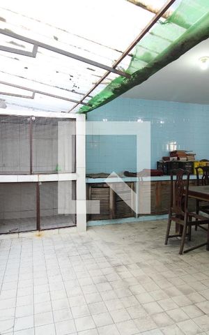 Casa à venda com 477m², 5 quartos e 3 vagasÁrea de Serviço