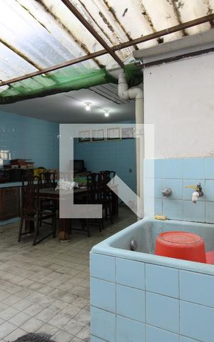 Casa à venda com 477m², 5 quartos e 3 vagasÁrea de Serviço