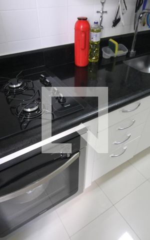 Apartamento à venda com 70m², 2 quartos e 2 vagasCozinha