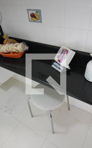 Apartamento à venda com 70m², 2 quartos e 2 vagasCozinha