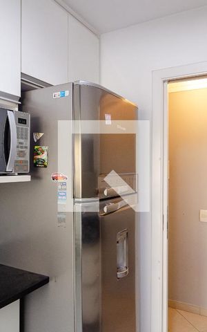 Apartamento para alugar com 72m², 2 quartos e 2 vagas Apartamento para alugar com 72m², 2 quartos e 2 vagasCozinha
