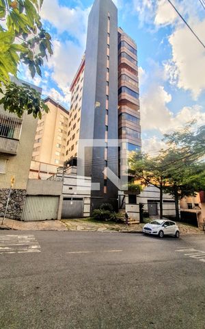 Apartamento à venda com 164m², 4 quartos e 3 vagas Apartamento à venda com 164m², 4 quartos e 3 vagasFachada