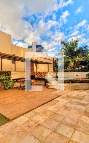 Apartamento à venda com 164m², 4 quartos e 3 vagas Apartamento à venda com 164m², 4 quartos e 3 vagasÁrea comum - Piscina