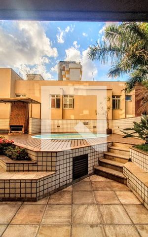 Apartamento à venda com 164m², 4 quartos e 3 vagas Apartamento à venda com 164m², 4 quartos e 3 vagasÁrea comum - Piscina