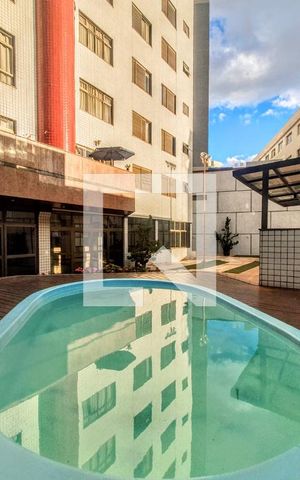 Apartamento à venda com 164m², 4 quartos e 3 vagas Apartamento à venda com 164m², 4 quartos e 3 vagasÁrea comum - Piscina