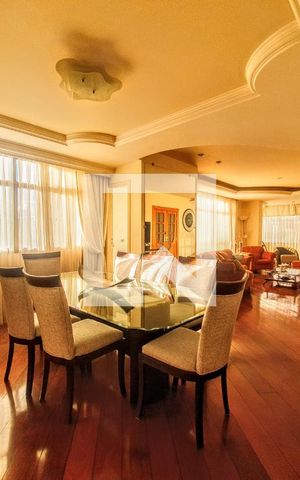 Apartamento à venda com 164m², 4 quartos e 3 vagas Apartamento à venda com 164m², 4 quartos e 3 vagasSala