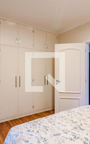 Casa à venda com 350m², 4 quartos e 5 vagasQuarto 2