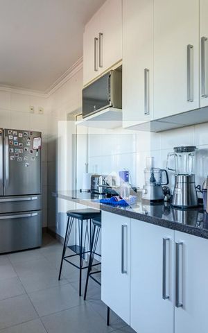 Casa à venda com 350m², 4 quartos e 5 vagasCozinha