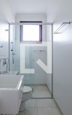 Casa à venda com 350m², 4 quartos e 5 vagasBanheiro 2