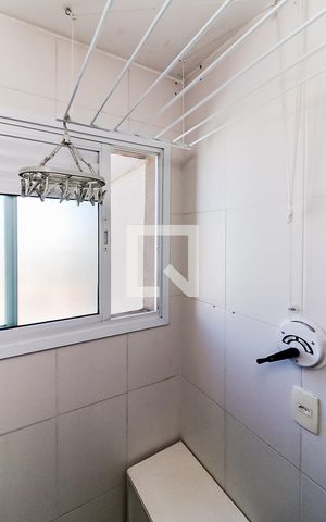 Apartamento para alugar com 65m², 2 quartos e 1 vaga Apartamento para alugar com 65m², 2 quartos e 1 vagaÁrea de Serviço