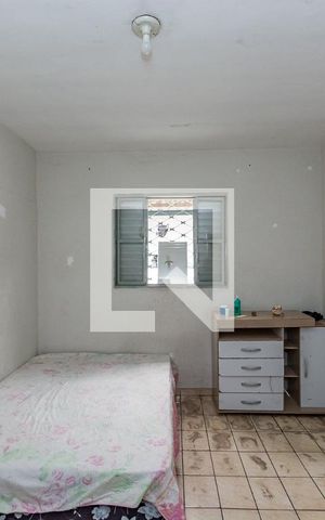 Casa à venda com 280m², 2 quartos e 6 vagas Casa à venda com 280m², 2 quartos e 6 vagasCasa 3 Quarto 2