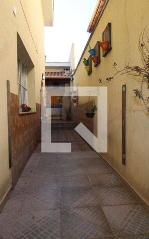 Casa à venda com 227m², 4 quartos e 4 vagasQuintal