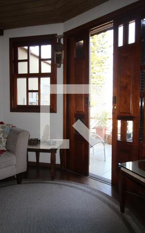 Casa à venda com 227m², 4 quartos e 4 vagassala 2