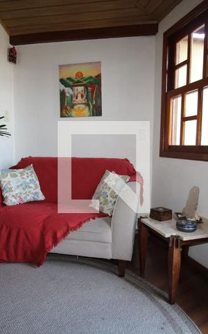 Casa à venda com 227m², 4 quartos e 4 vagassala 2