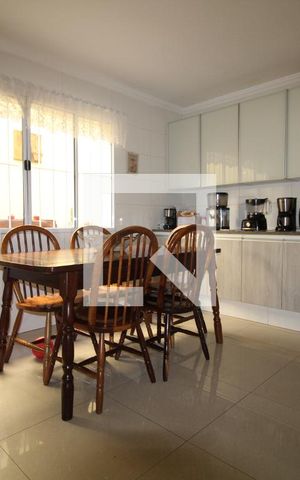 Casa à venda com 227m², 4 quartos e 4 vagasCozinha