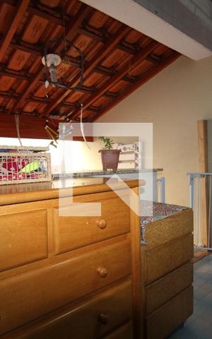 Casa à venda com 227m², 4 quartos e 4 vagasLavanderia