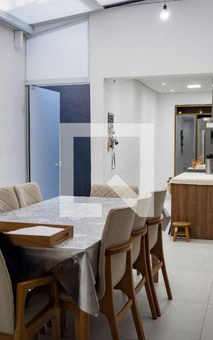 Casa à venda com 165m², 3 quartos e 2 vagasCozinha