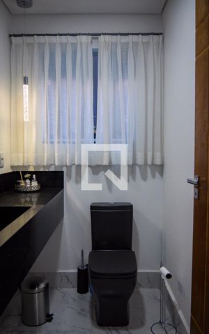 Casa à venda com 165m², 3 quartos e 2 vagasLavabo