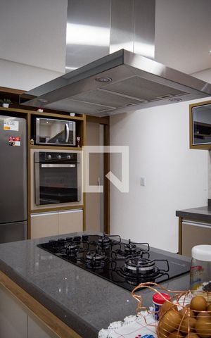 Casa à venda com 165m², 3 quartos e 2 vagasCozinha