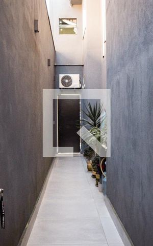 Casa à venda com 165m², 3 quartos e 2 vagasQuintal