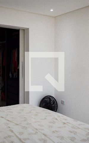Casa à venda com 165m², 3 quartos e 2 vagasSuíte