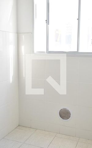 Apartamento à venda com 44m², 2 quartos e 1 vagaCozinha e Área de Serviço