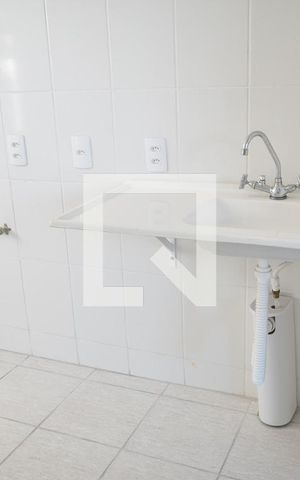 Apartamento à venda com 44m², 2 quartos e 1 vagaCozinha e Área de Serviço