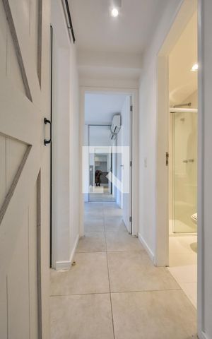 Apartamento à venda com 64m², 2 quartos e 1 vagaCorredor 